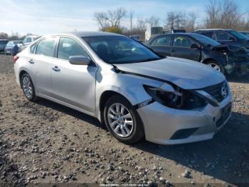  Salvage Nissan Altima