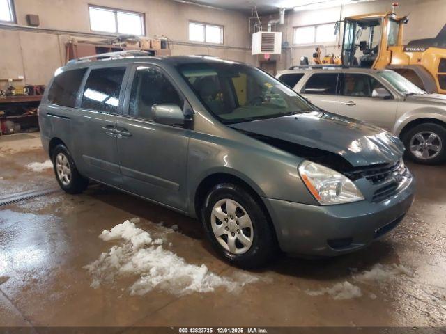  Salvage Kia Sedona