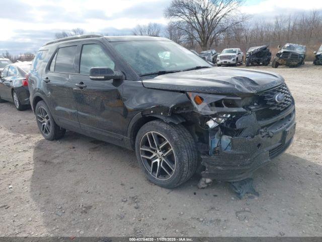  Salvage Ford Explorer