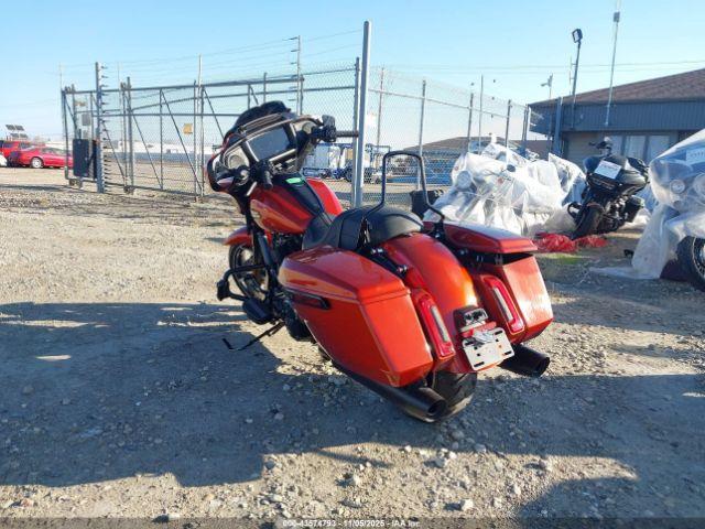 Harley-Davidson Flhx Image 2