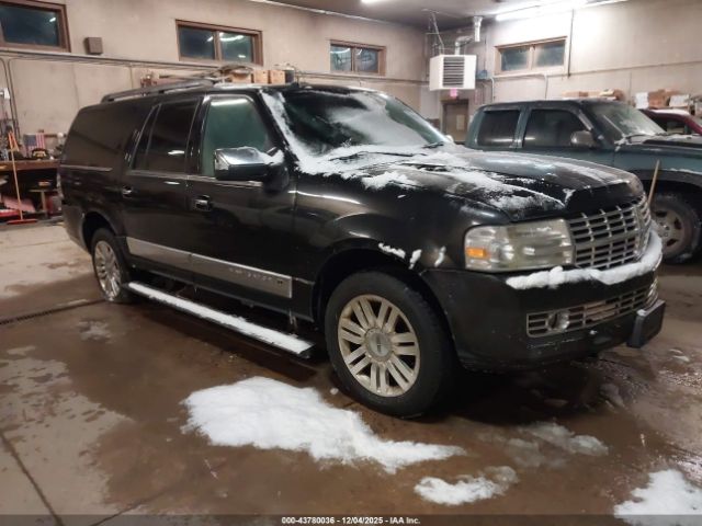 Lincoln Navigator Image 1
