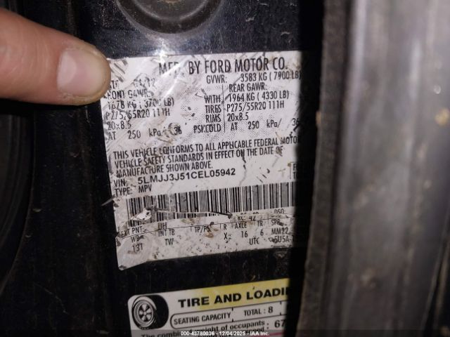 Lincoln Navigator Image 5