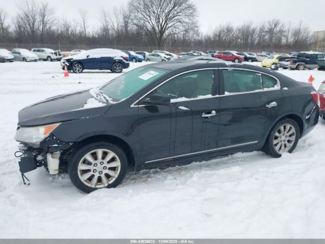 Buick LaCrosse Image 4