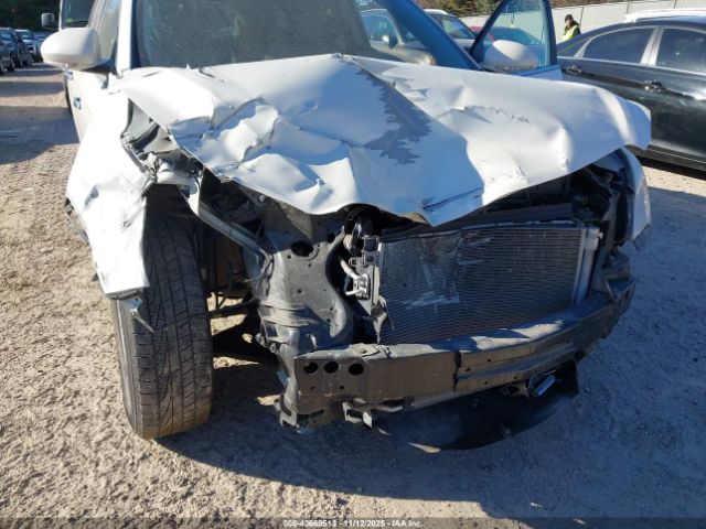 Buick Enclave Convenience Image 11