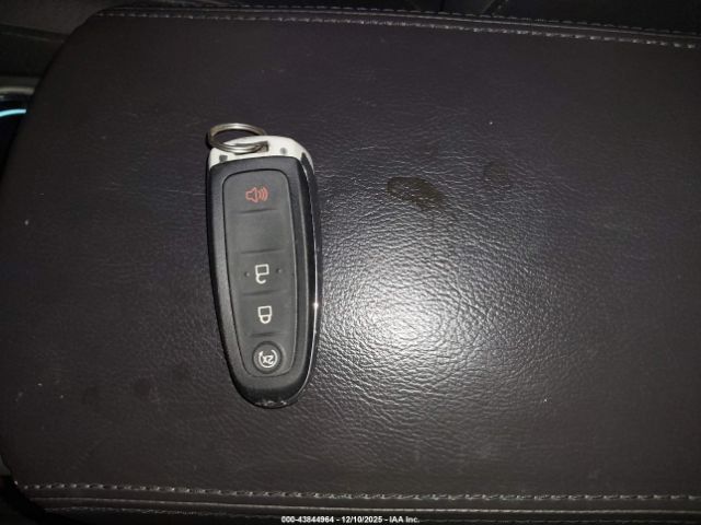 Ford Explorer Limited Image 15