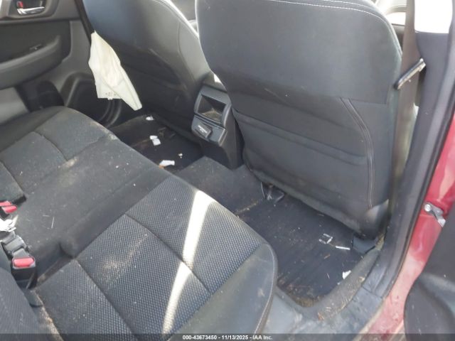 Subaru Outback 2.5i Premium Image 10