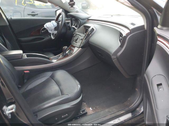 Buick LaCrosse Premium 2 Group Image 3