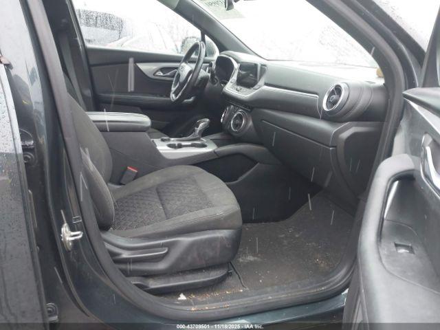 Chevrolet Blazer Image 6