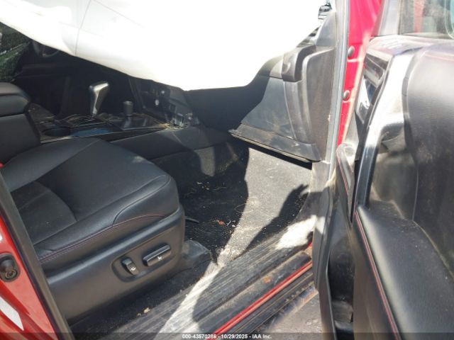 Toyota 4Runner Trd Off Road Premium Image 8