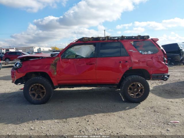 Toyota 4Runner Trd Off Road Premium Image 15