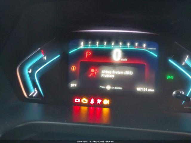 Honda Odyssey Touring Image 6