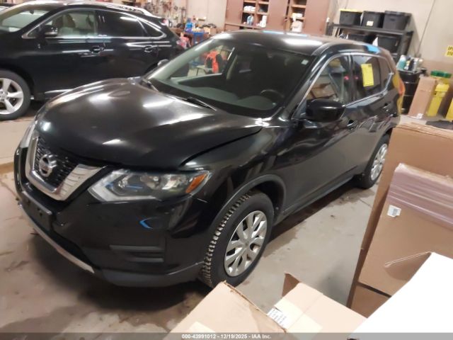 Nissan Rogue S Image 2