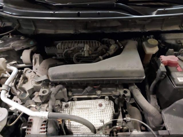 Nissan Rogue S Image 7