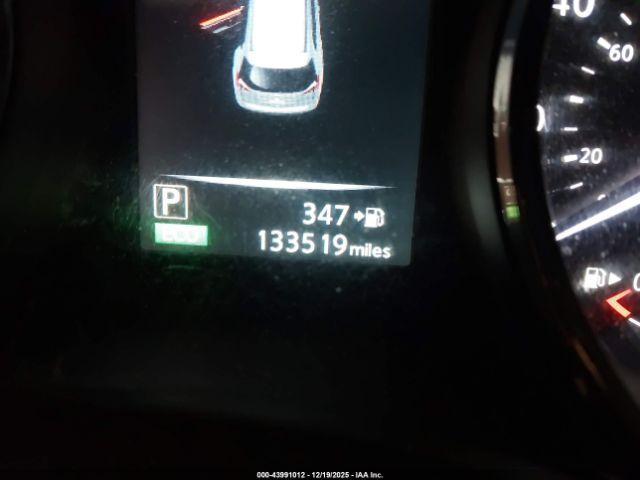 Nissan Rogue S Image 14