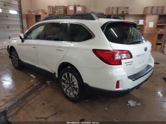 Subaru Outback 2.5i Limited Image 3