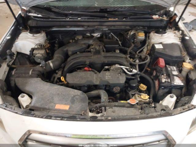 Subaru Outback 2.5i Limited Image 8