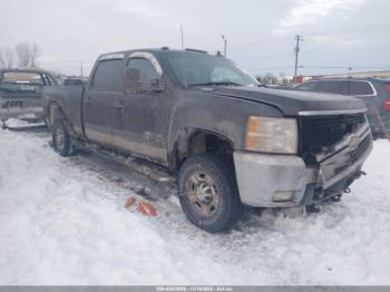  Salvage Chevrolet Silverado 2500