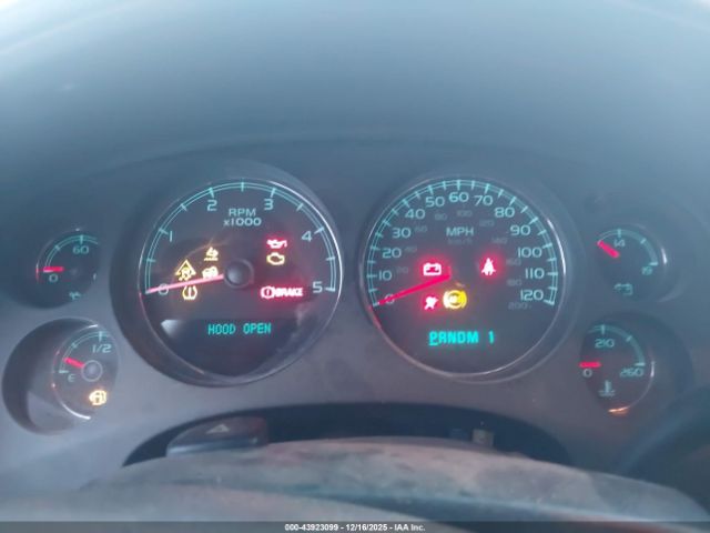 Chevrolet Silverado 2500 Ltz Image 10