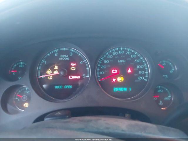 Chevrolet Silverado 2500 Ltz Image 10