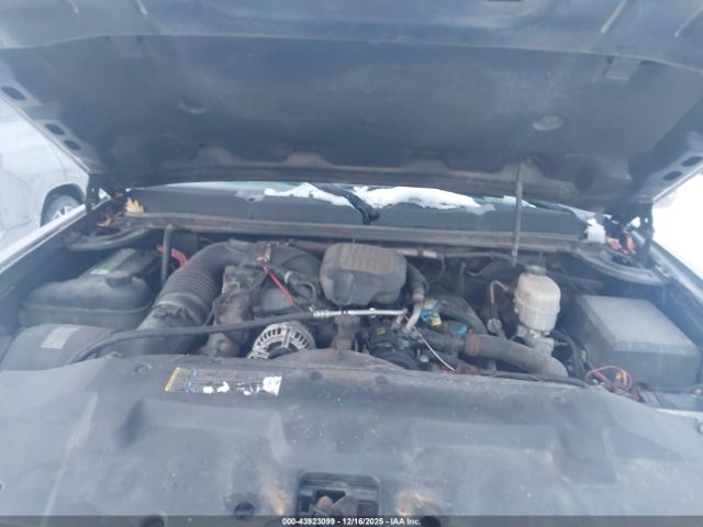 Chevrolet Silverado 2500 Ltz Image 11