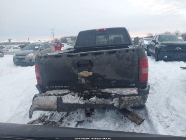 Chevrolet Silverado 2500 Ltz Image 15