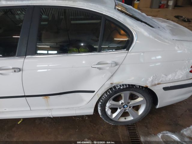 BMW 3 Series Image 8