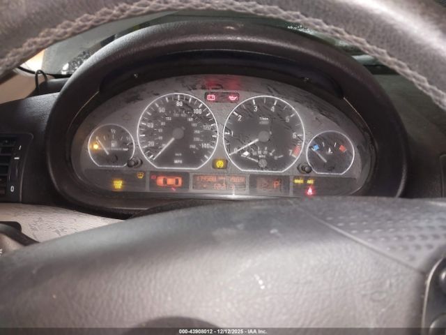 BMW 3 Series Image 9