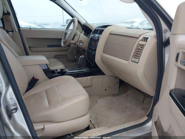 Ford Escape Limited Image 11