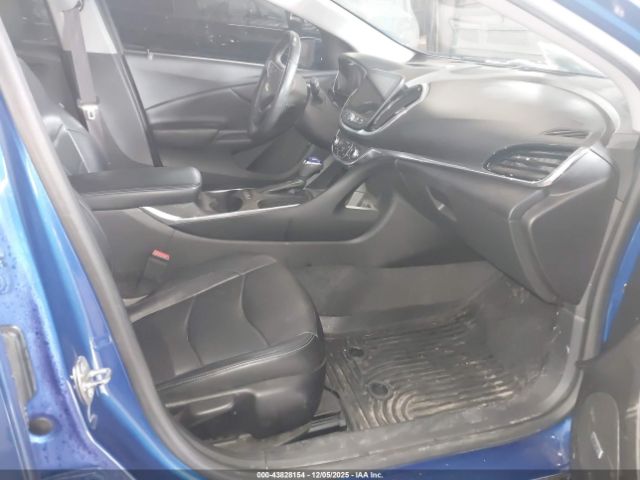 Chevrolet Volt Premier Image 12