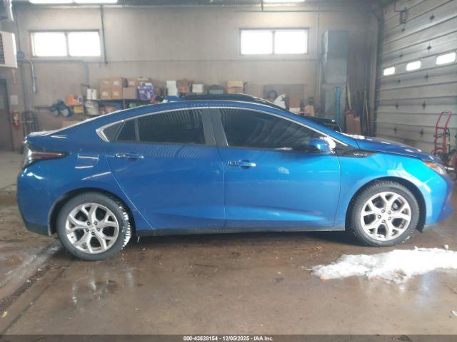 Chevrolet Volt Premier Image 3