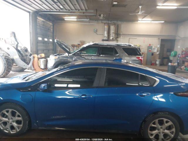 Chevrolet Volt Premier Image 4