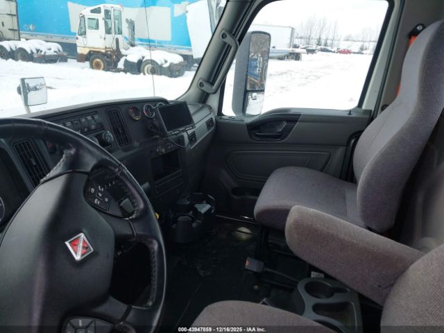 International Mv Image 15