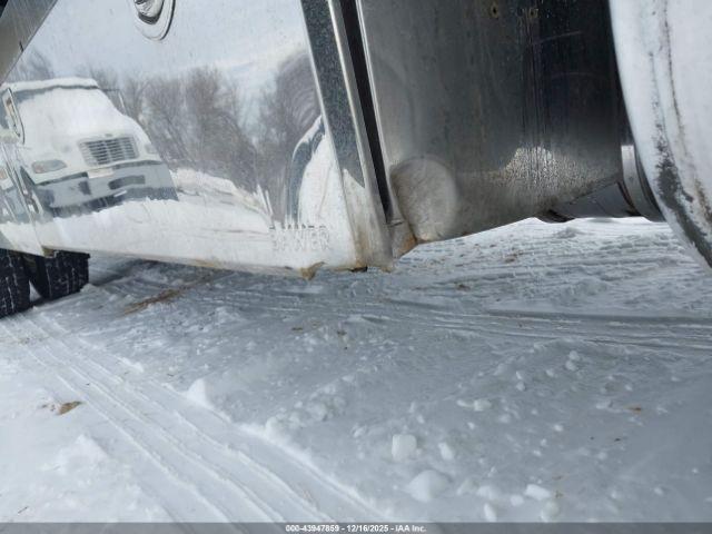 International Mv Image 13