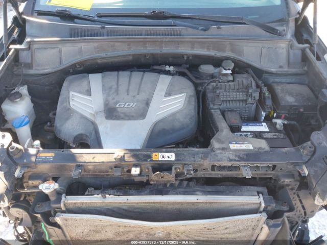 Hyundai SANTA FE Limited Ultimate Image 8