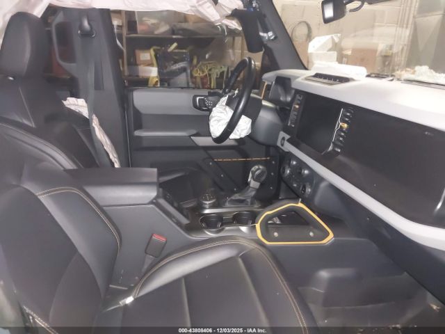 Ford Bronco Badlands Image 3