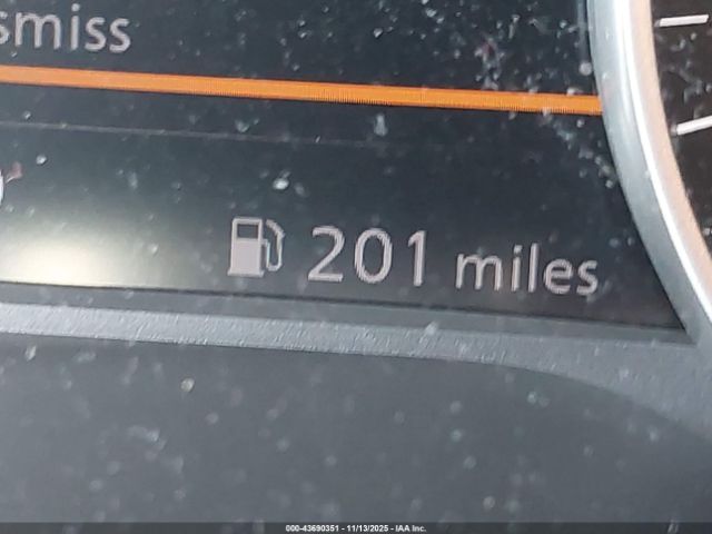 Nissan Pathfinder Sl 4wd Image 10