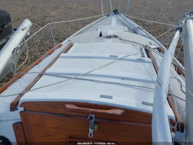 Catalina Other Image 18