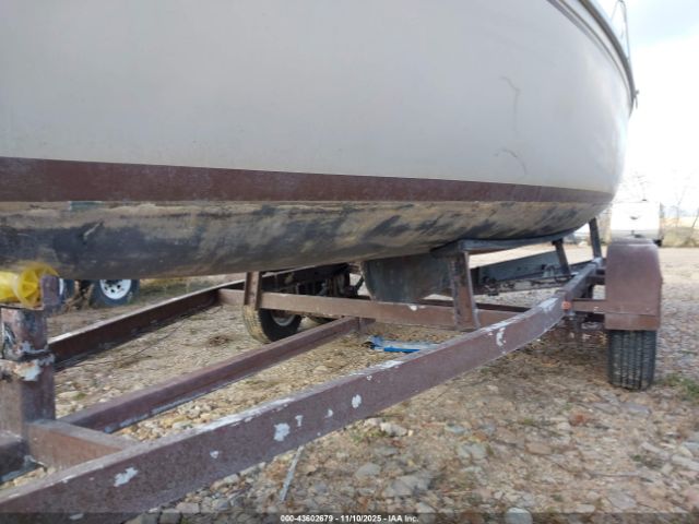 Catalina Other Image 13