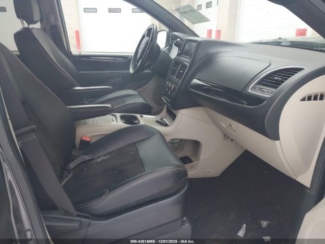 Dodge Grand Caravan Sxt Image 9