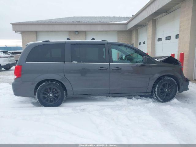 Dodge Grand Caravan Sxt Image 4