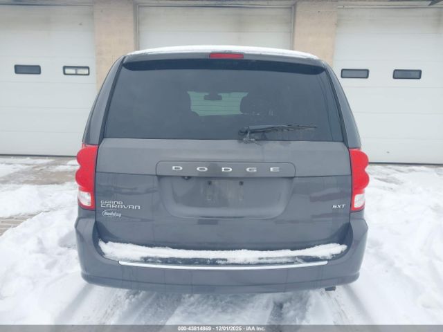 Dodge Grand Caravan Sxt Image 3