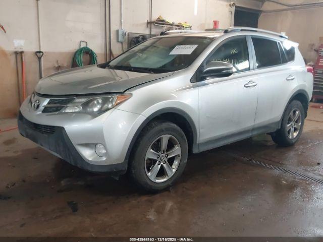 Toyota RAV4 Xle Image 9