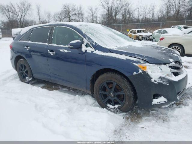  Salvage Toyota Venza