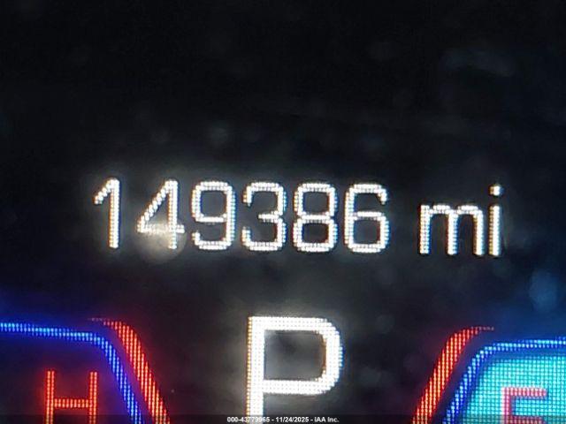 Chrysler 300c Platinum Image 13