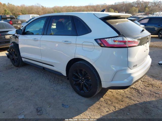 Ford Edge Se Image 4