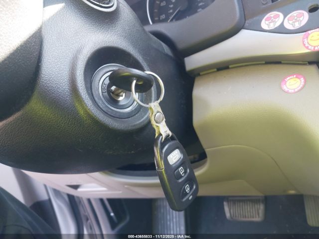 Hyundai ELANTRA Se Image 4