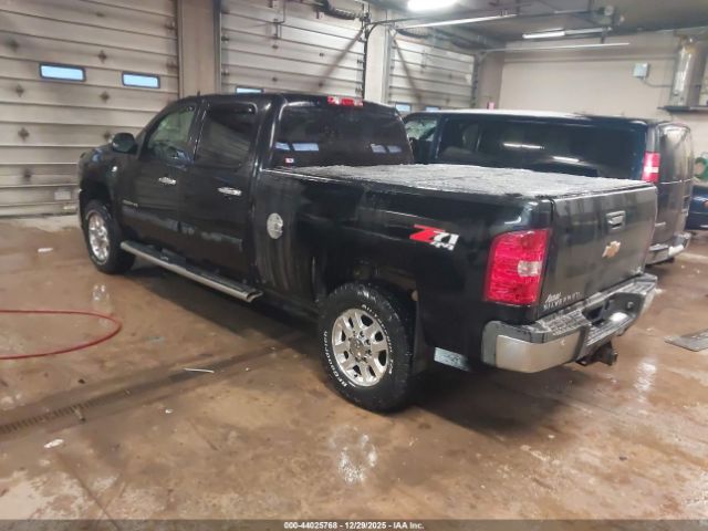 Chevrolet Silverado 2500 Ltz Image 20