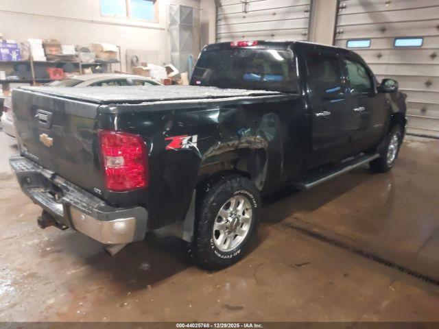 Chevrolet Silverado 2500 Ltz Image 7