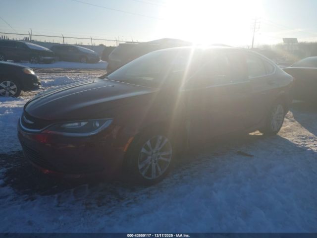 Chrysler 200 Touring Image 4