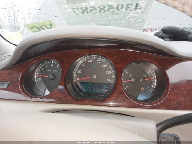 Buick Lucerne Cxl Image 7